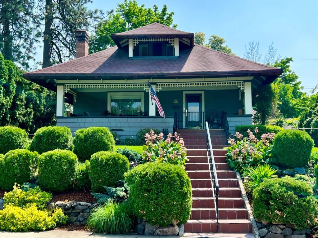 Featured image of Cliff Cannon Spokane: The Perfect Blend of Convenience and Serenity Blog